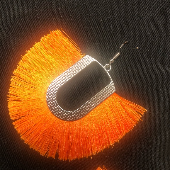 3/ $30 Orange Fringe Earrings. - Picture 2 of 2